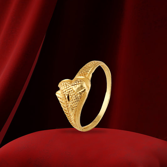 Classic Gold Heart & Leaf Motif Ring